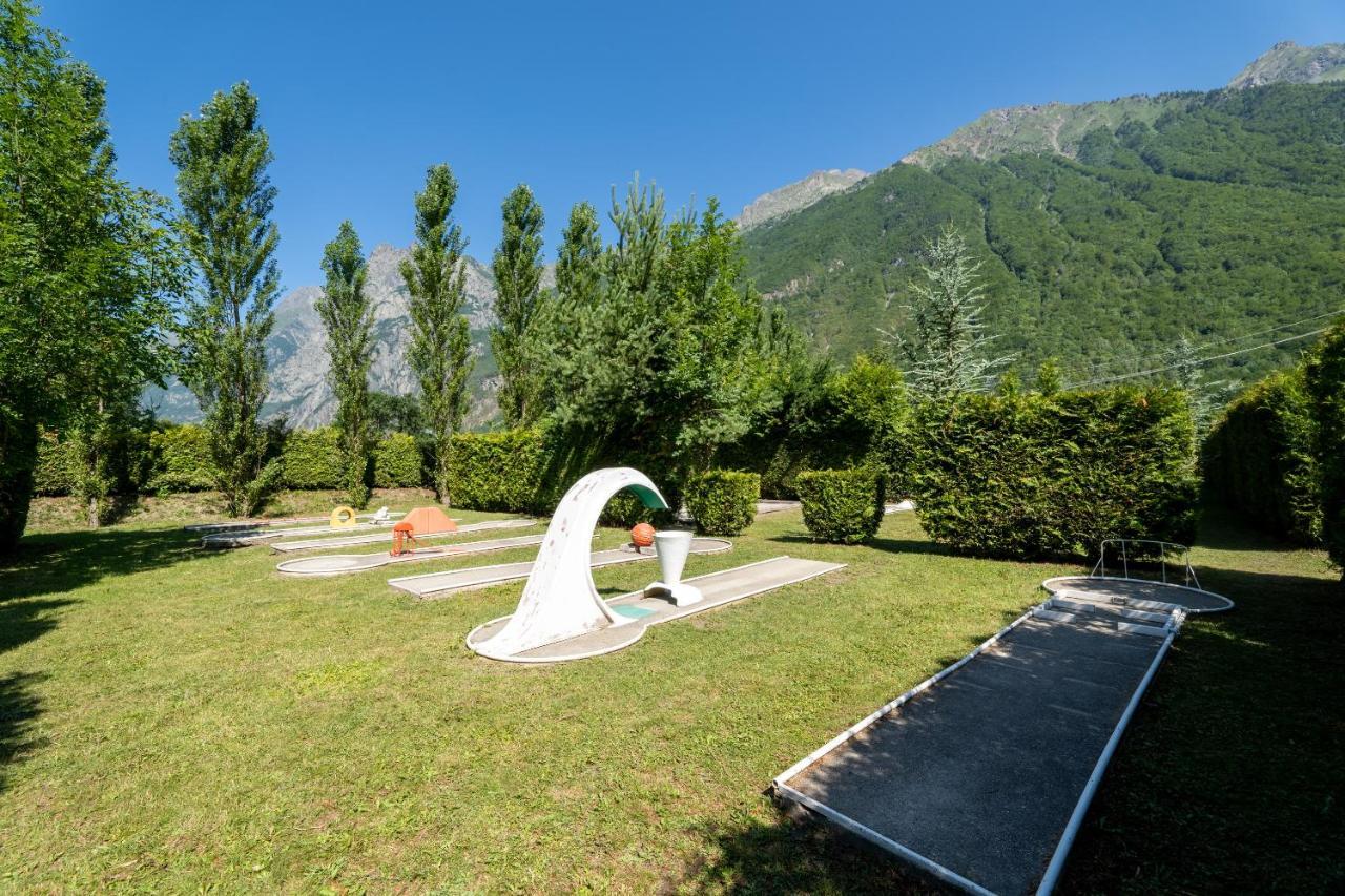 Camping Le Rochetaillee Grandes Sables Exterior foto